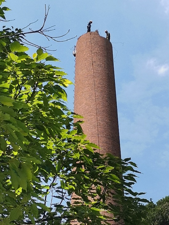 煙囪拆除公司 水泥煙囪是怎么拆除的？
